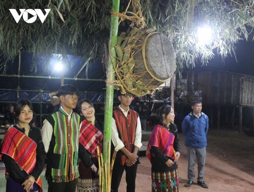 마꼬옹 소수민족의 북치기 축제 - ảnh 1