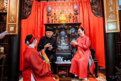 꽁꼬 의식, 베트남 전통 결혼식의 아름다운 문화 - ảnh 2