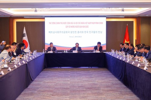 팜 민 찐 총리, 70명의 한국 대표와 만남 - ảnh 1