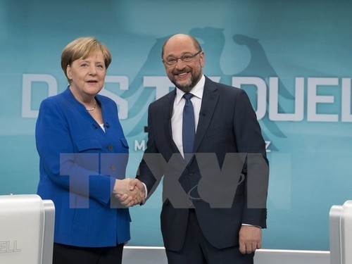 គណបក្ស CDU/CSU និងគណបក្ស SPD ឯកភាពពេលវេលាដំណើរការចរចាស្ទង់មតិអំពីការបង្កើតរដ្ឋាភិបាល  - ảnh 1