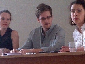 ព័ត៌មានសម្ងាត់របស់អតីតចារបុរស​​ Edward Snowden អាចបង្កមអន្តរាយដ៏ធ្ងន់ធ្ងរជាងដល់រដ្ឋាភិបាលអាមេរិក - ảnh 1