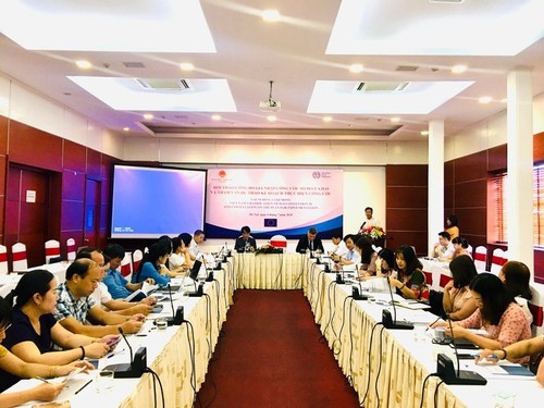 Konvensi Nomor 98 memberikan lingkungan kerja yang stabil bagi pekerja di Vietnam - ảnh 1