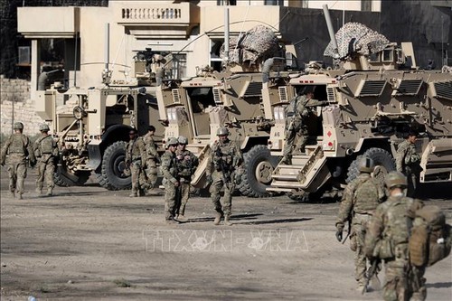 Presiden Trump memerintahkan menarik 2.500 serdadu AS dari Afghanistan dan Irak - ảnh 1