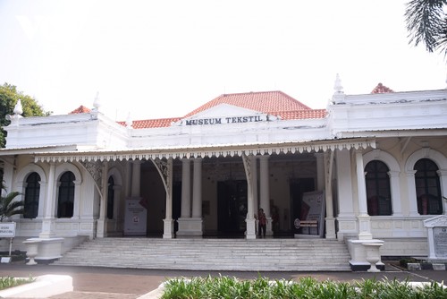 Museum Tekstil – Tempat Konservasikan dan Perkenalkan Pusaka Budaya Indonesia - ảnh 1