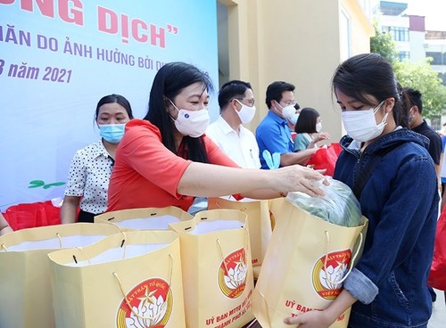 Hanoi Secara Fleksibel Laksanakan Semua Bentuk Dukungan Pasca Pandemi - ảnh 1