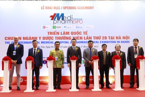 Dua Belas Perusahaan Indonesia Hadiri Vietnam Medipharm  Expo 2022 - ảnh 1