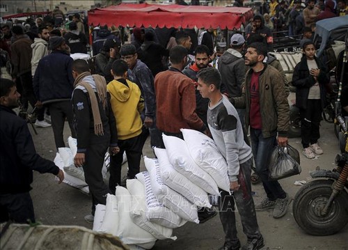 WB: Ketegangan di Timur Tengah Mengancam Upaya Mengontrol Inflasi Global - ảnh 1