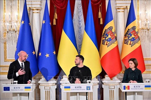 Uni Eropa Sepakati Secara Prinsip Pelaksanaan Negosiasi tentang Gabungnya Ukraina dan Moldova ke Blok Ini - ảnh 1