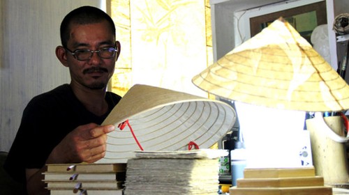 画家潘海鹏和他的新艺术材料——竹纸 - ảnh 1
