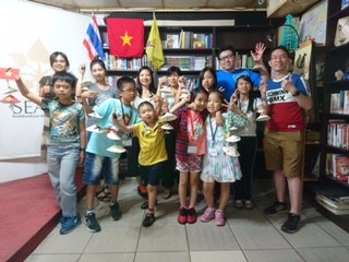 探访抚慰旅居中国台湾越南人心灵的望见书店 - ảnh 2