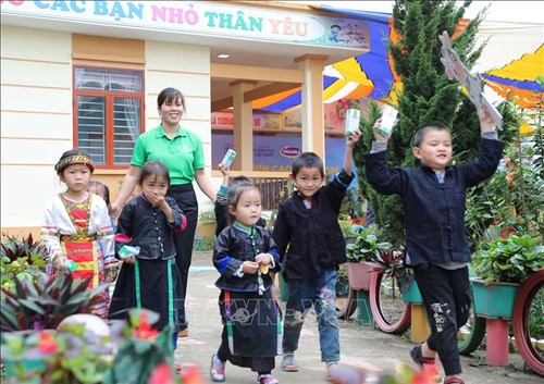 越南政府总理批准 2021-2030年阶段越南儿童国家行动计划 - ảnh 1