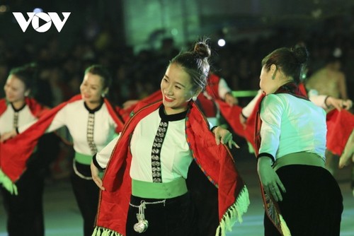 泰族摆手舞——西北泰族社区文化之美 - ảnh 6
