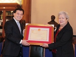 Insignia for the People’s Health awarded to Geneviève Deyme - ảnh 1