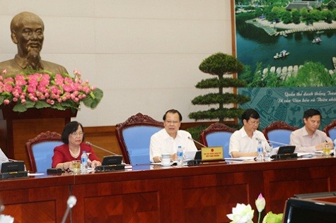 Deputy PM chairs meeting on poverty reduction - ảnh 1
