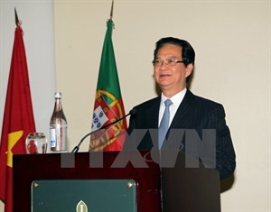 PM attends Lisbon Blue Business Forum - ảnh 1