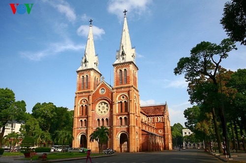 Notre Dame Cathedral: A symbol of Ho Chi Minh City - ảnh 2