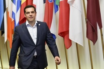 Greece calls for referendum on bailout deal - ảnh 1