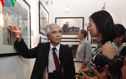 Photo exhibit: Vietnam-the Real War - ảnh 5