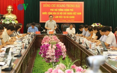Ha Giang asked to tap local advantages in economic development - ảnh 1