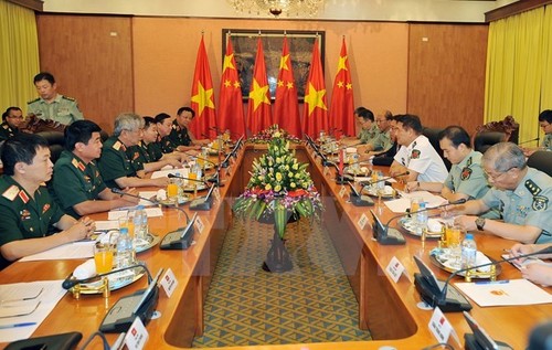 Vietnam, China hold 5th strategic defense dialogue - ảnh 1