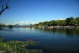 Huong river, Ngu mountain reflect Hue’s romantic beauty - ảnh 2
