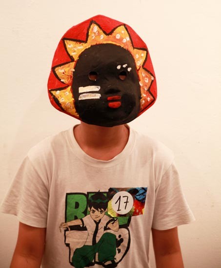 Making paper masks for Mid-autumn festival - ảnh 2