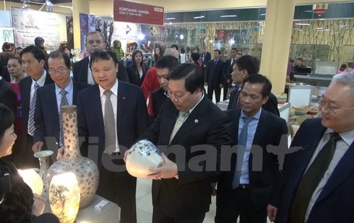 High-quality Vietnamese product fair opens in Russia - ảnh 1