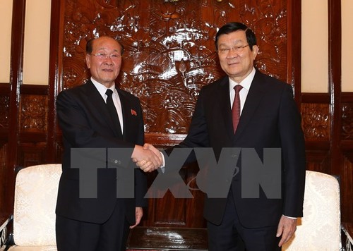 State President greets DPRK prosecutor - ảnh 1