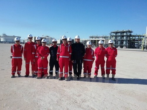 PetroVietnam welcomes first flow of oil in Algeria’s Bir Seba field - ảnh 1