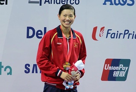 Vietnam's top swimmer Anh Vien praised by US magazine - ảnh 1