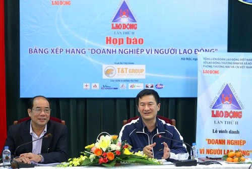 50 outstanding businesses for laborers honored - ảnh 1