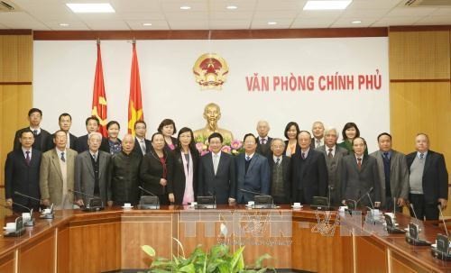 Vietnam, China bolster people-to-people exchanges - ảnh 1