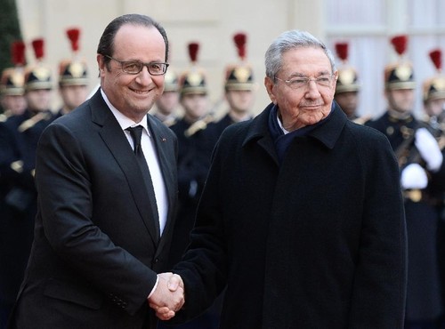 France calls on US to lift economic embargo on Cuba - ảnh 1