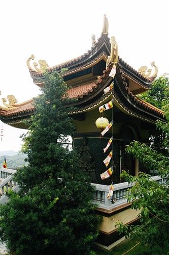 Truc Lam Tay Thien Zen Monastery- a beautiful monastery - ảnh 6