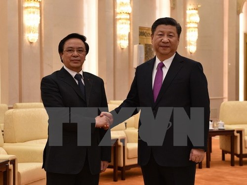 Party General Secretary’s envoy visits China  - ảnh 1