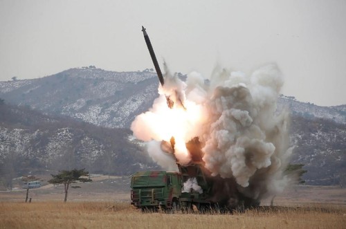 Russia calls North Korea strike threats 'totally unacceptable' - ảnh 1