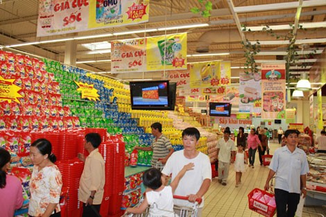 Vietnamese retailers dynamic in local market - ảnh 1