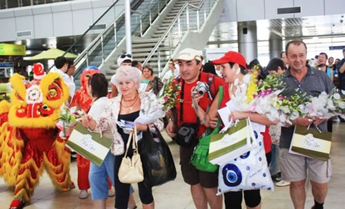 Vietnam and Russia promote tourism cooperation - ảnh 1