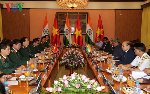 Vietnamese, Indian defence companies meet - ảnh 1