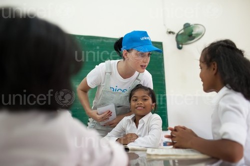 UNICEF Goodwill Ambassador Katy Perry meets children facing immense challenges in Viet Nam - ảnh 2