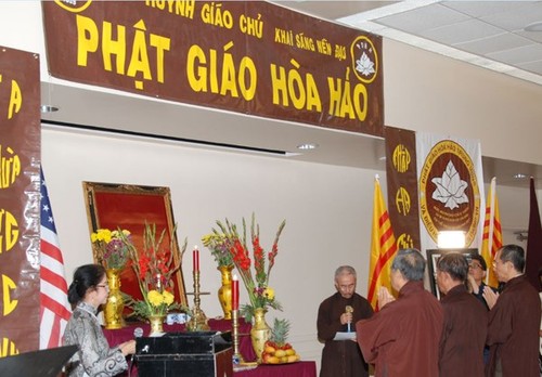 An Giang marks 77th founding anniversary of Hoa Hao Buddhism  - ảnh 1