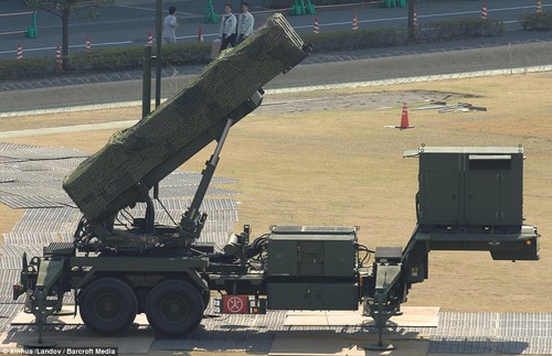 Japan prepares for North Korea missile launch - ảnh 1
