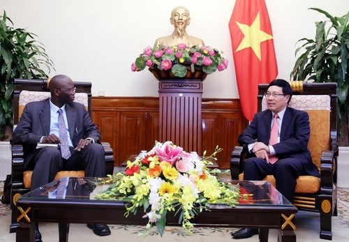 World Bank pledges continued support to Vietnam  - ảnh 1