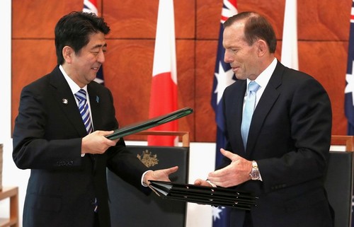 Japanese Prime Minister visits Australia - ảnh 1
