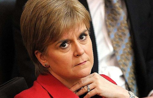 Scotland's Nicola Sturgeon formally requests referendum - ảnh 1