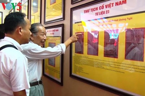Vietnam’s Hoang Sa and Truong Sa sovereignty: historical evidence on display in Quang Binh - ảnh 1