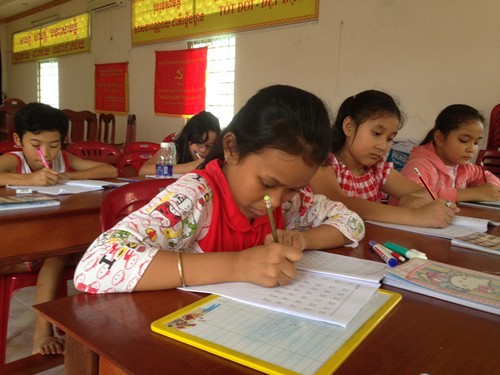 Khmer language classes in Can Tho city - ảnh 2