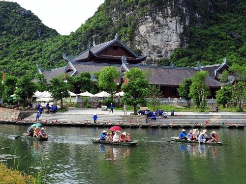 Vietnam, India enhance spiritual and health tourism - ảnh 1