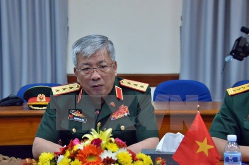 Vietnam resolutely defends its sovereignty in East Sea - ảnh 1