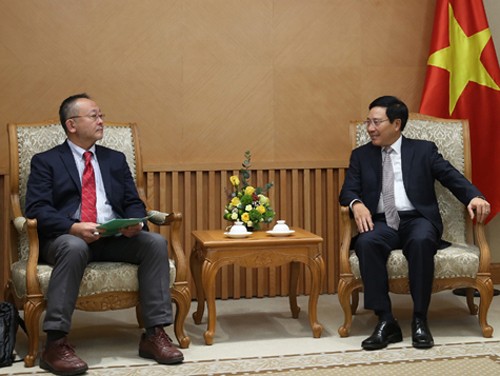  Deputy PM receives Asia-Pacific ITUC Secretary General  - ảnh 1